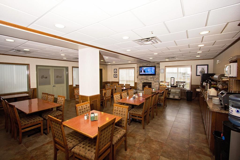 Service Plus Inns & Suites Drayton Valley Exterior foto