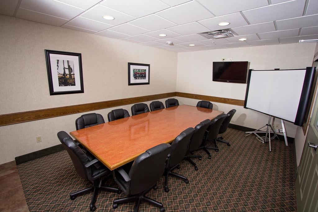 Service Plus Inns & Suites Drayton Valley Exterior foto